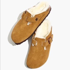 NWOT Birkenstock Suede Boston Clogs in Shearling